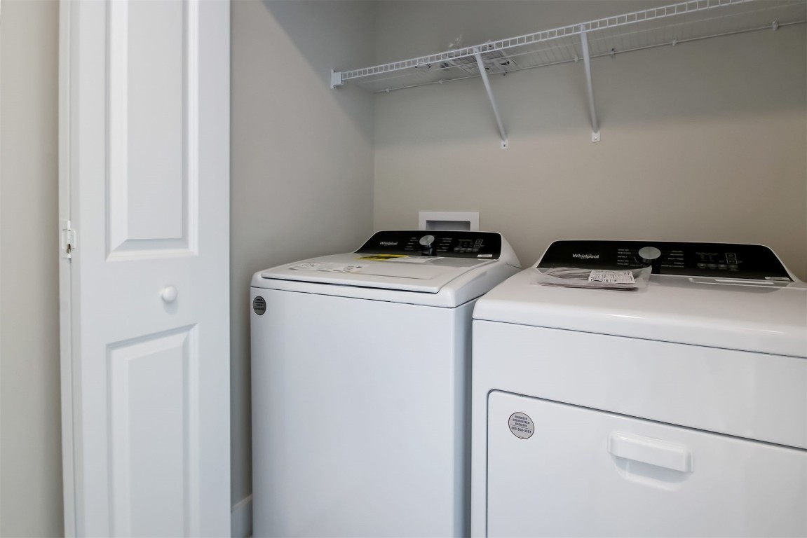 926 South 7th Street Fernandina Beach, FL 32034 - Photo 31 of 37 a utility room with dryer and washer