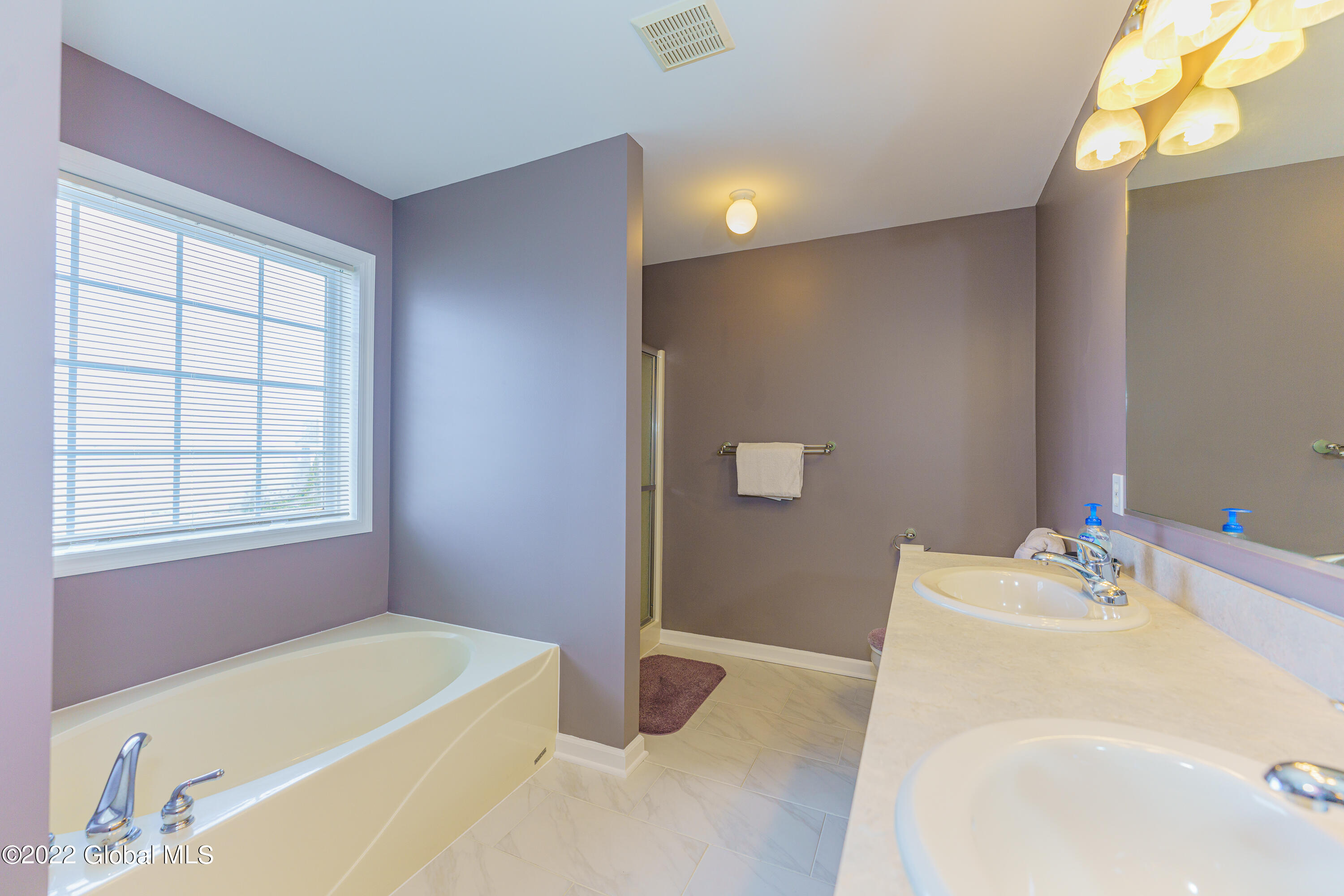 72 Blue Jay Way Rexford, NY 12148 - Photo 37 of 67 9 Master 5