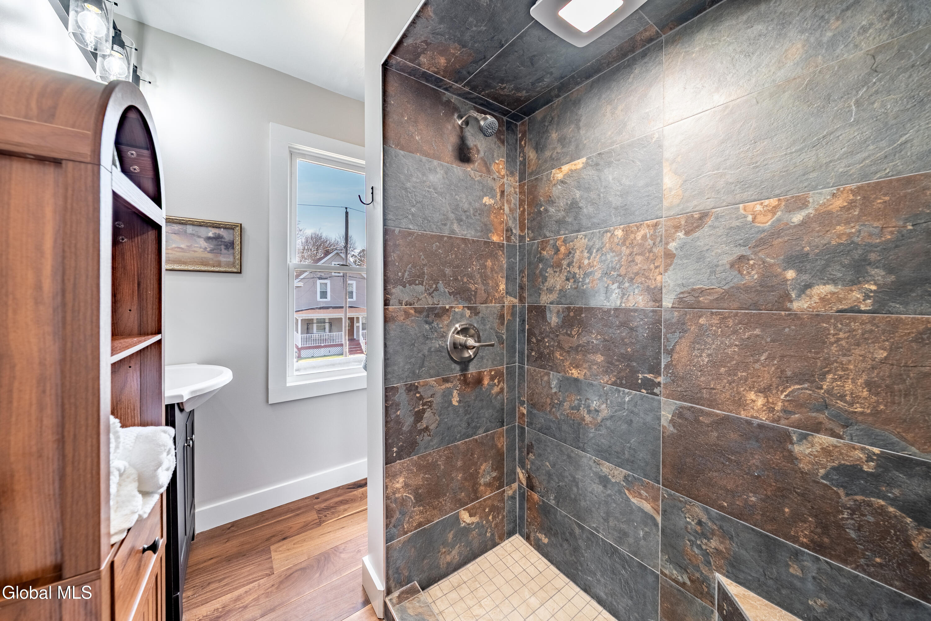 866 Thompson Street Schenectady, NY 12306 - Photo 18 of 24 Main Bathroom 2nd Floor