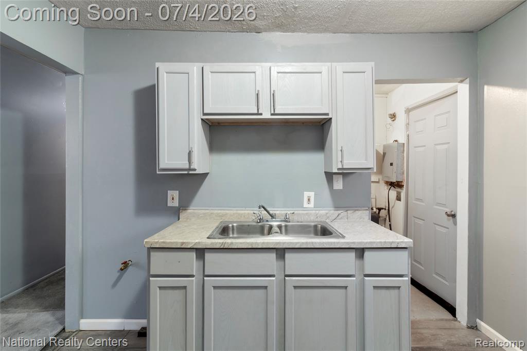 13525 Evergreen Road Detroit, MI 48223 - Photo 10 of 25