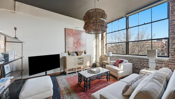 $1,997 | 1301 Market Street, Unit 209, Chattanooga, TN 37402
