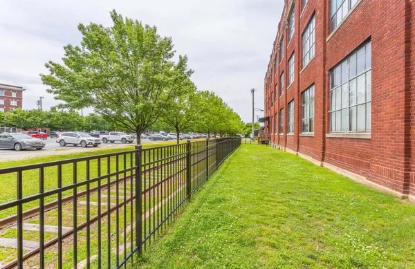 $1,997 | 1301 Market Street, Unit 209, Chattanooga, TN 37402