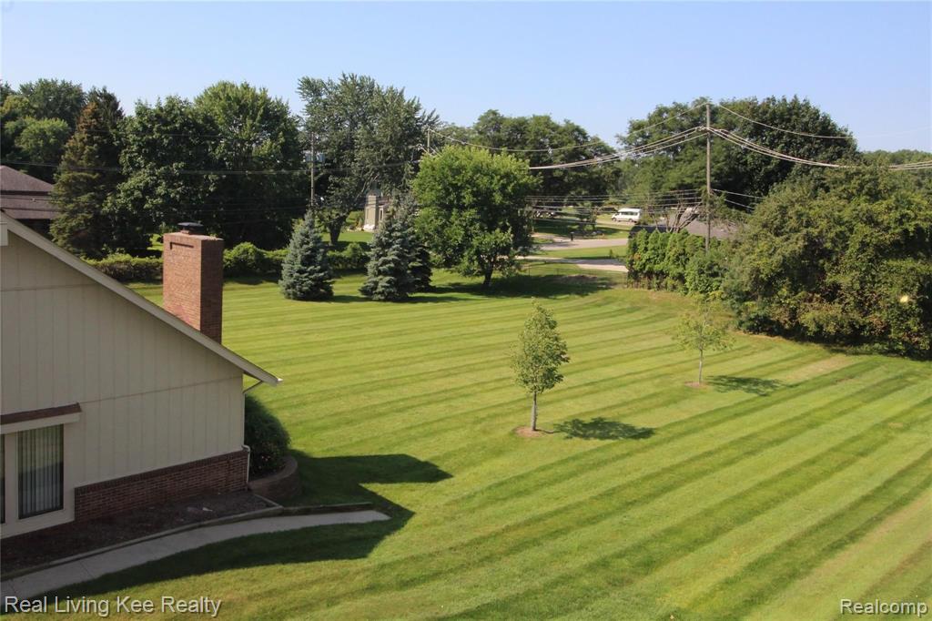 2939 Meadowbrook Drive Rochester Hills, MI 48309 - Photo 24 of 29