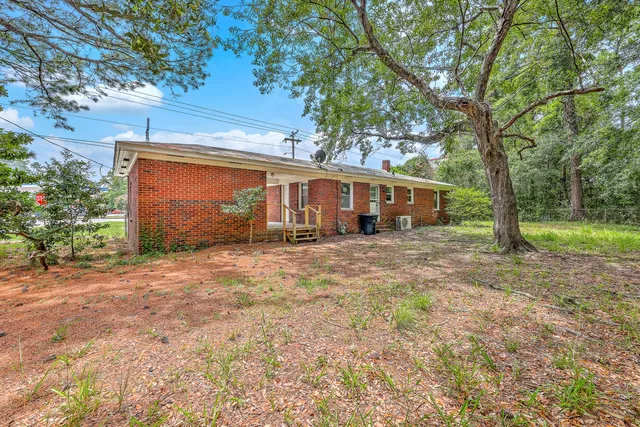 $200,000 | 1482 Bells Highway, Walterboro, SC 29488