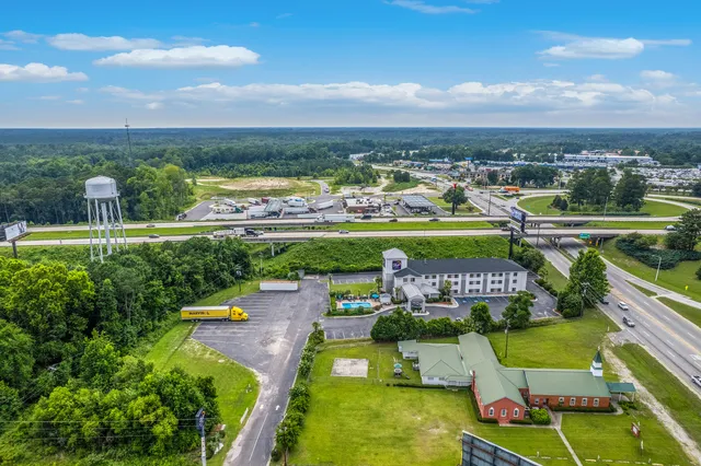 $200,000 | 1482 Bells Highway, Walterboro, SC 29488