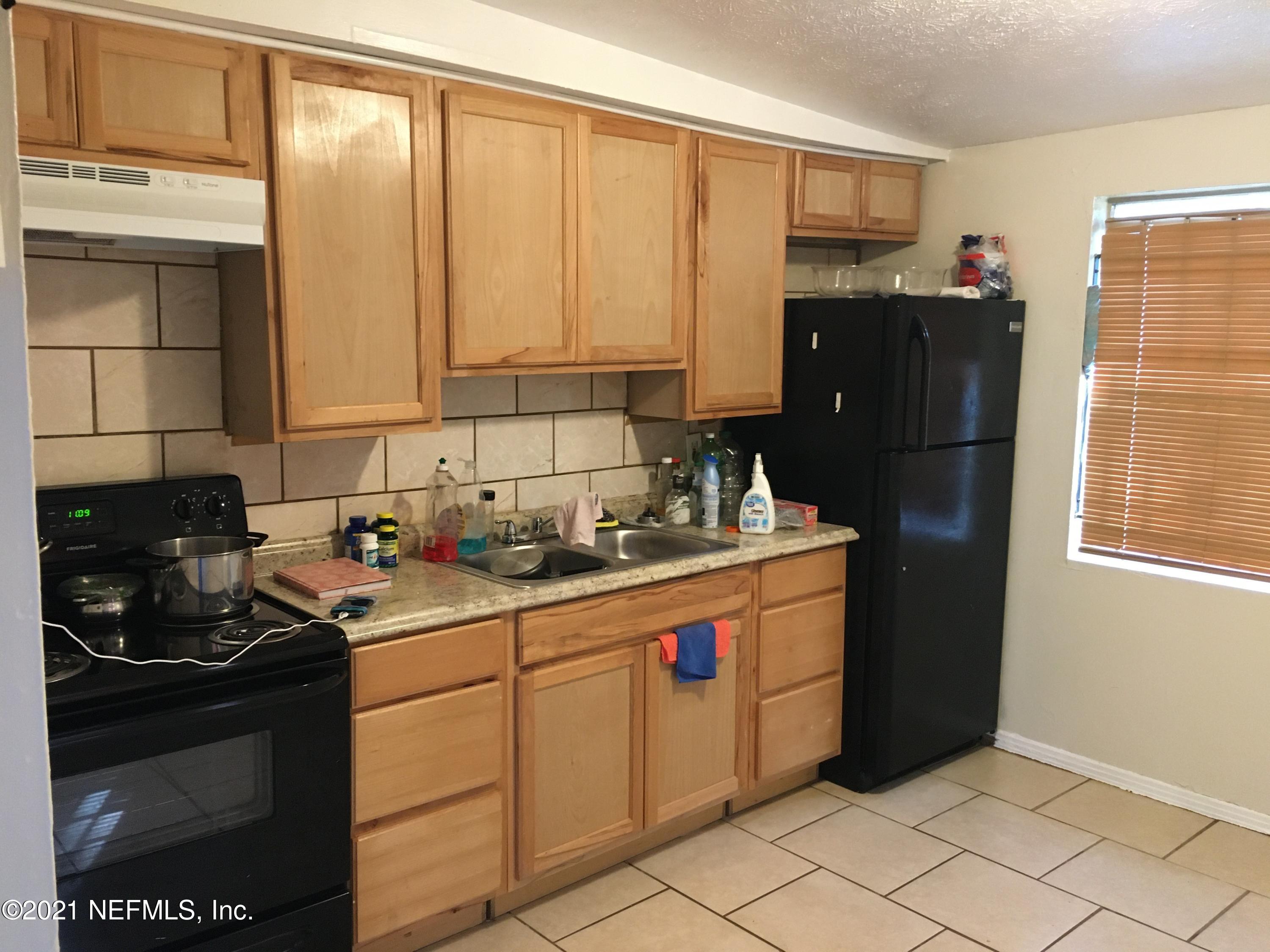 3248 Phyllis Street Jacksonville, FL 32205 - Photo 3 of 6 kit1