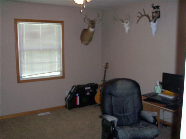8454 East Hatchery Road Syracuse, IN 46567 - Photo 11 of 21 Gallery Image 11