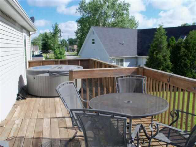 8454 East Hatchery Road Syracuse, IN 46567 - Photo 14 of 21 Gallery Image 14
