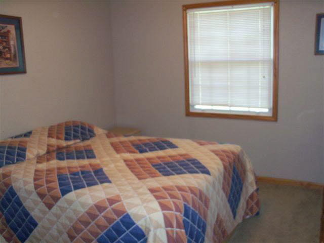 8454 East Hatchery Road Syracuse, IN 46567 - Photo 8 of 21 Gallery Image 8