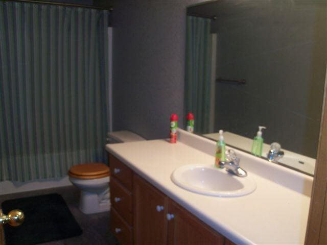 8454 East Hatchery Road Syracuse, IN 46567 - Photo 10 of 21 Gallery Image 10