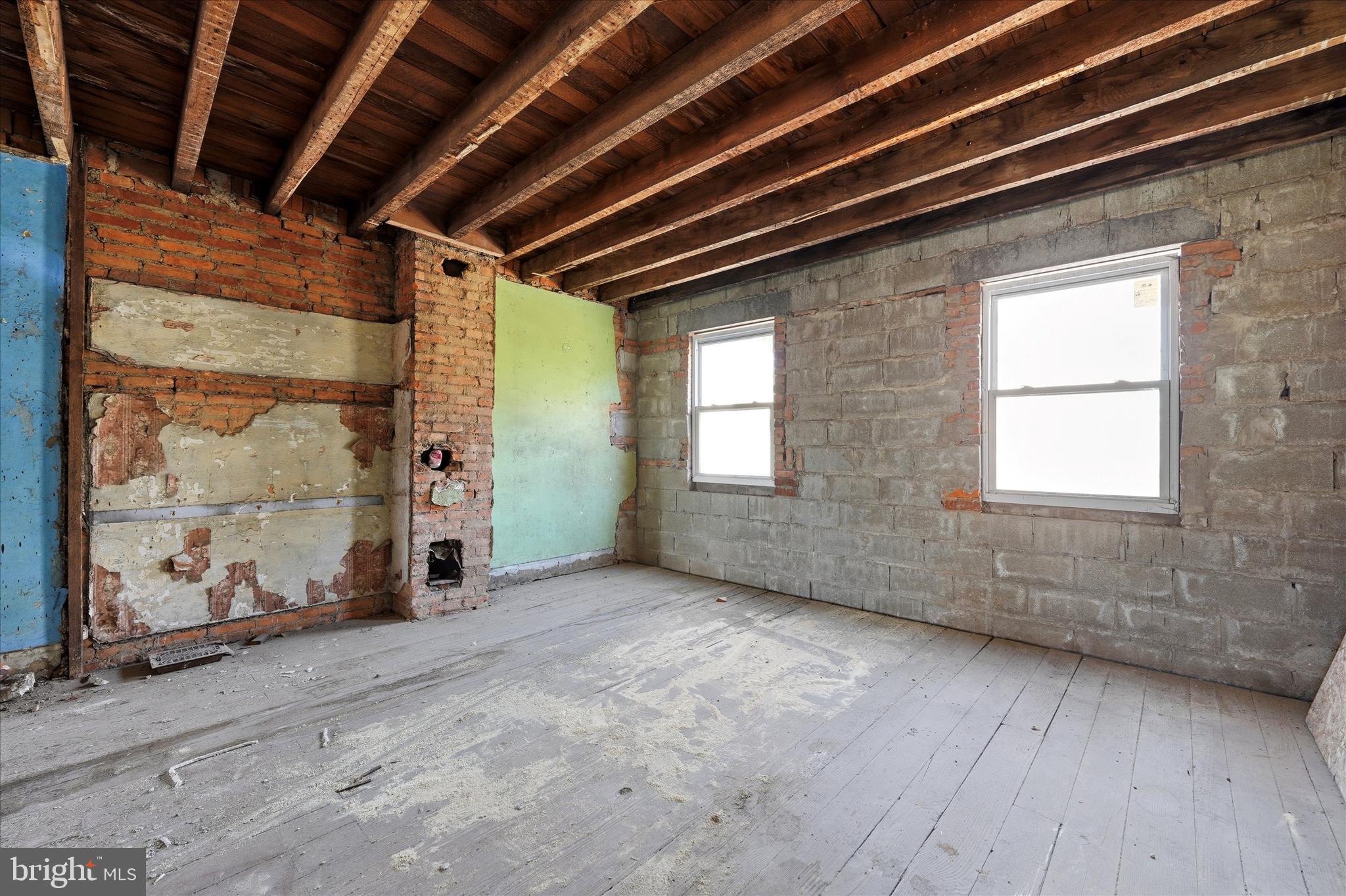 2010 Ellsworth Street Philadelphia, PA 19146 - Photo 10 of 25