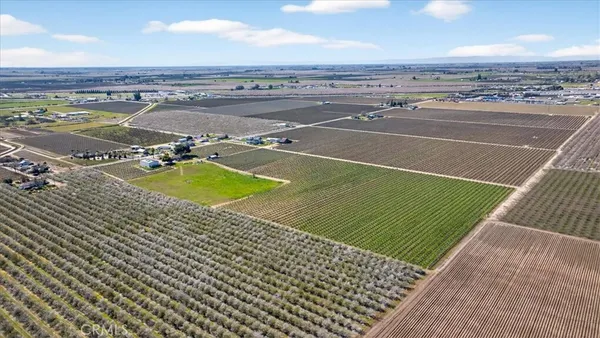 a view of outdoor space yard deck and patio