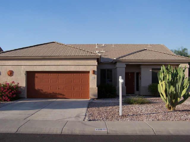 126 East Smoke Tree Road Gilbert, AZ 85296 - Photo 1 of 6 Primary Photo