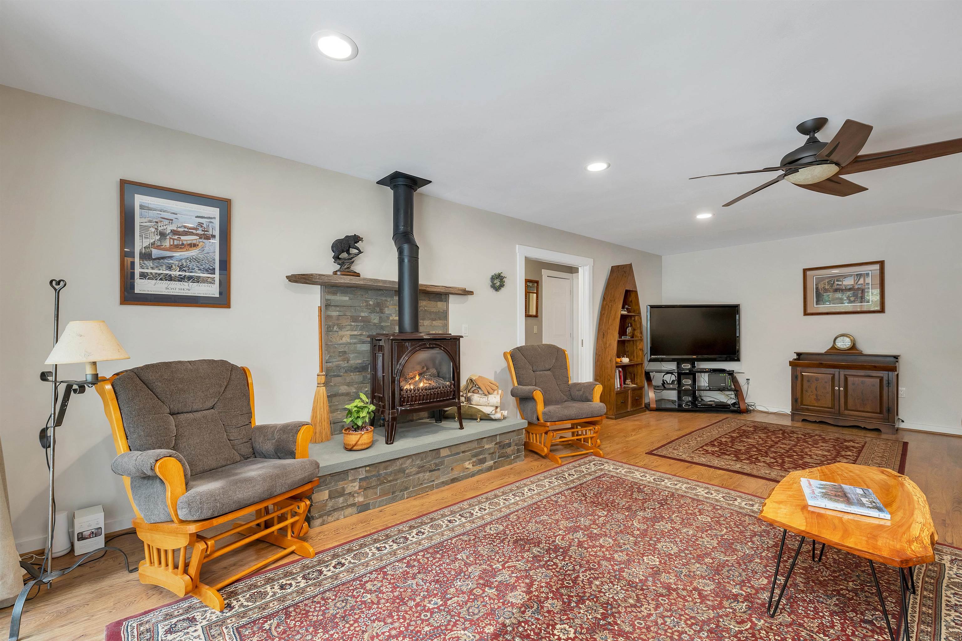 3 Schoolhouse Road Tuftonboro, NH 03816 - Photo 19 of 40 Gallery Image 19