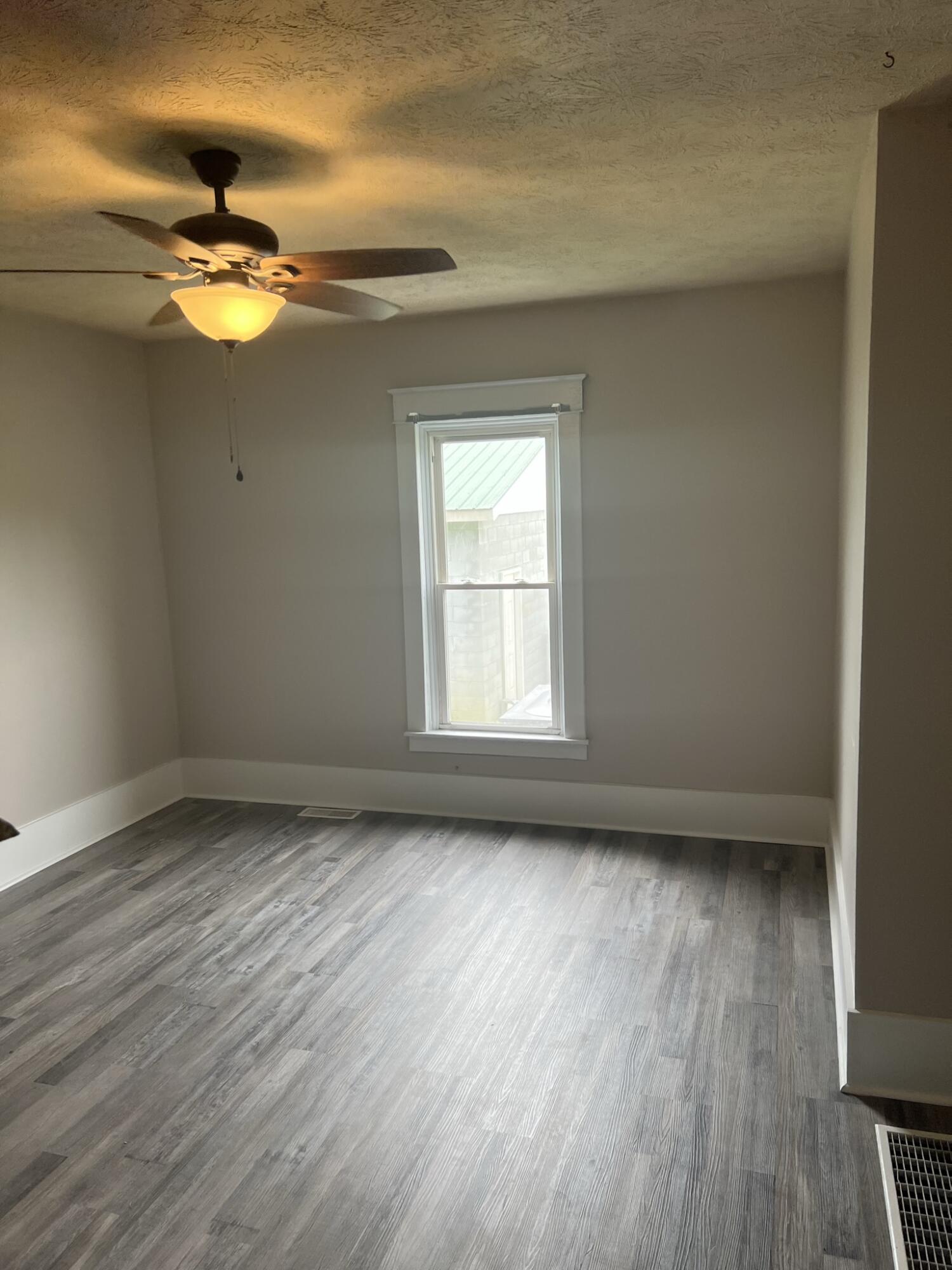 1136 College Hill Road Waco, KY 40385 - Photo 27 of 41 IMG_4647(1)