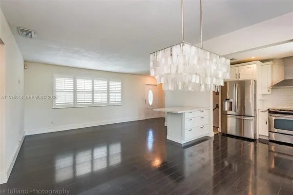 $2,925 | 8871 Northwest 15th Street, Pembroke Pines, FL 33024
