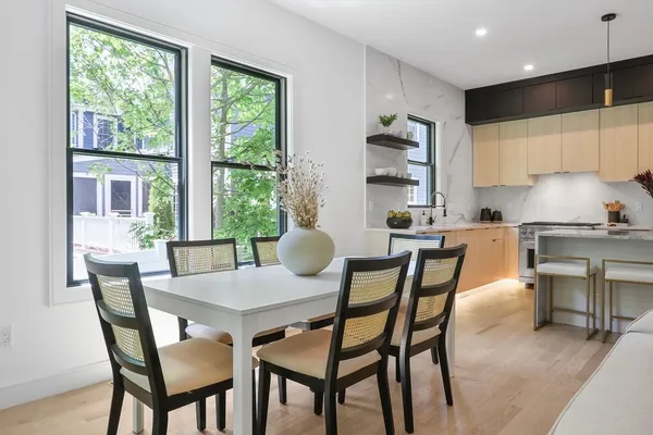 $9,000 | 122 Cabot Street, Unit 122, Newton, MA 02458