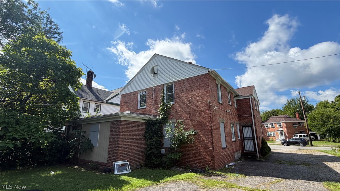 14901 Milverton Road Cleveland, OH 44120 - Photo 16 of 16 Gallery Image 16