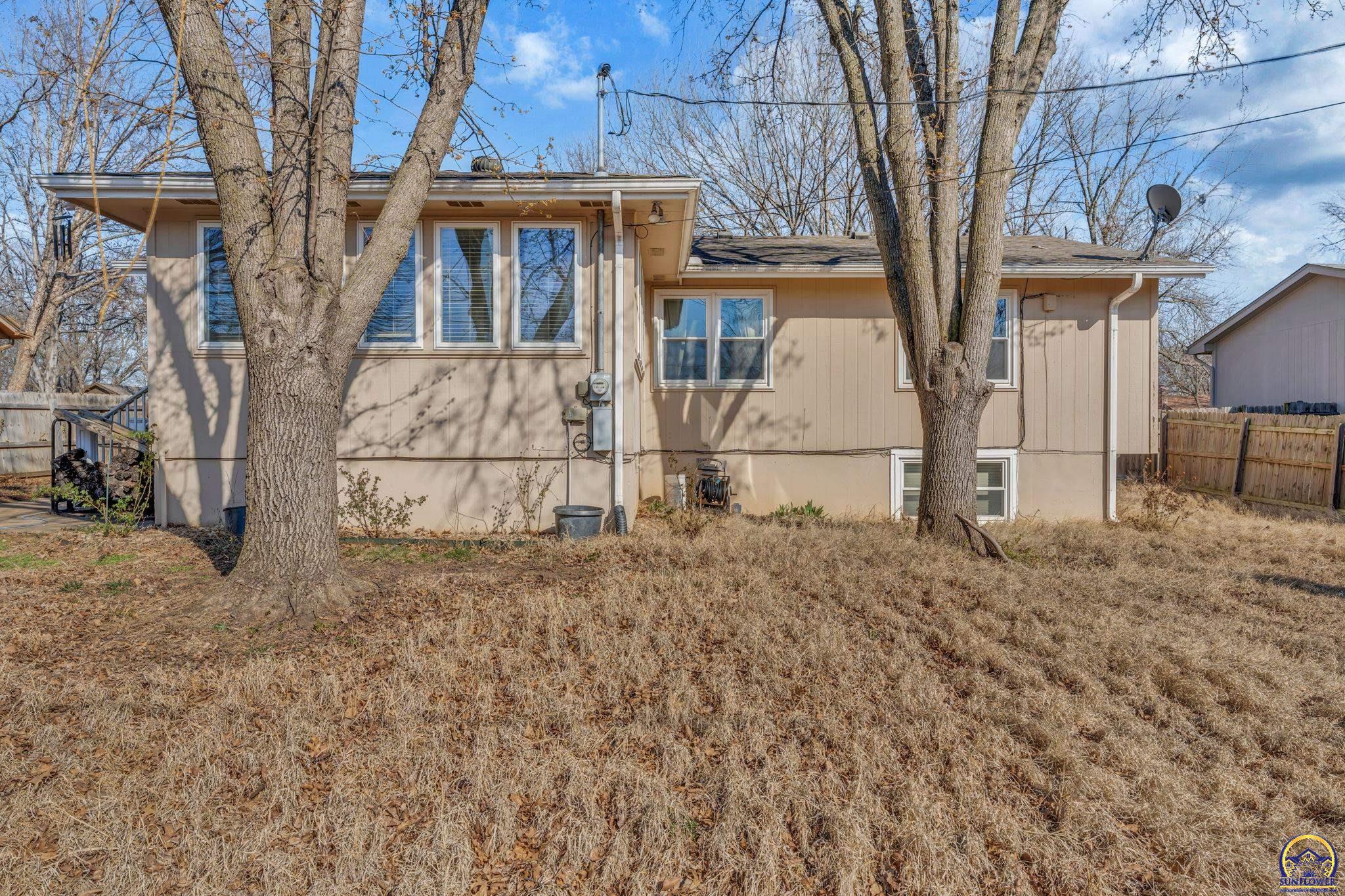 3131 Southwest Belle Avenue Topeka, KS 66614 - Photo 37 of 40
