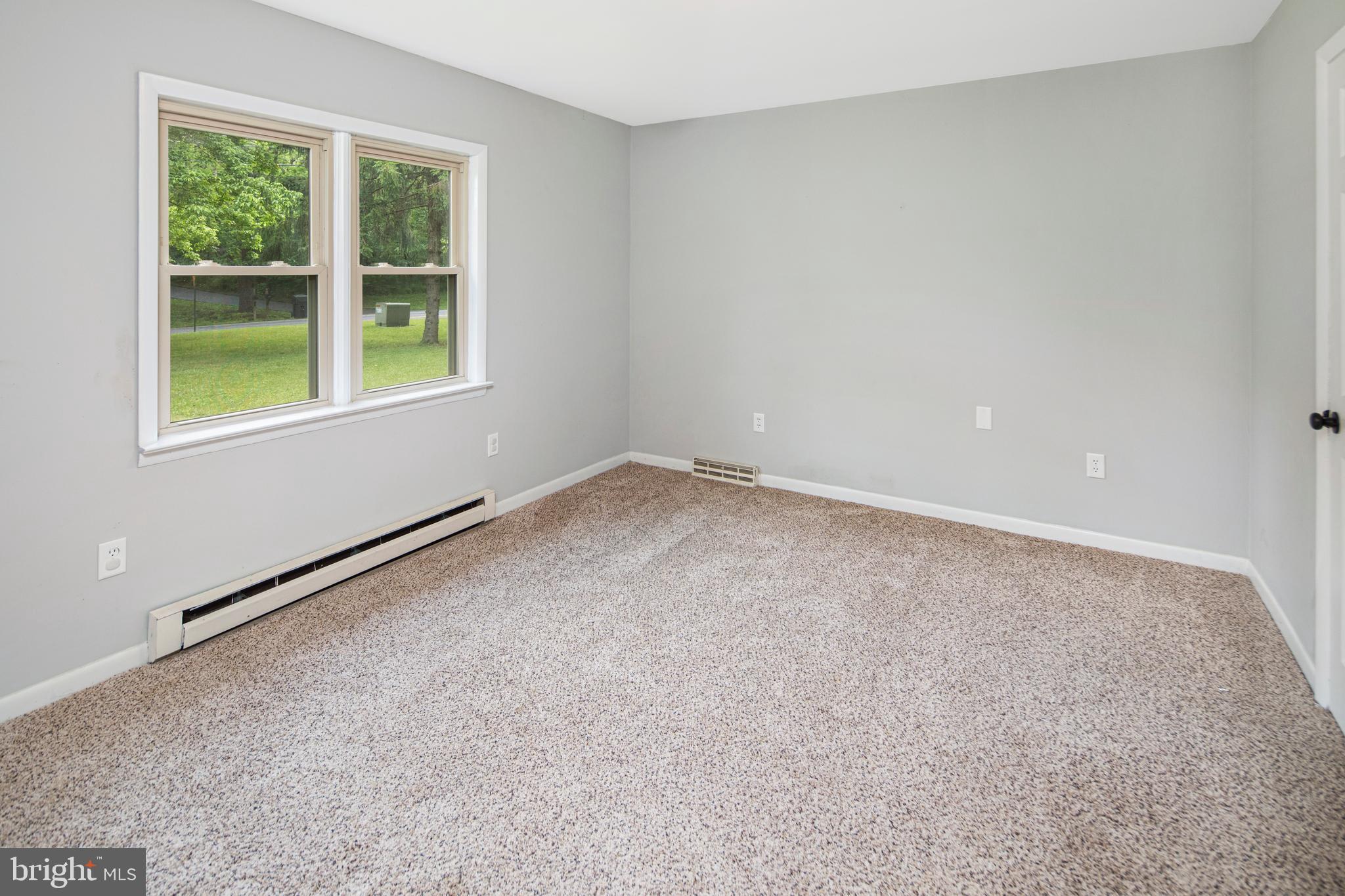 15403 Falling Waters Road Williamsport, MD 21795 - Photo 14 of 23 Guest bedroom/office