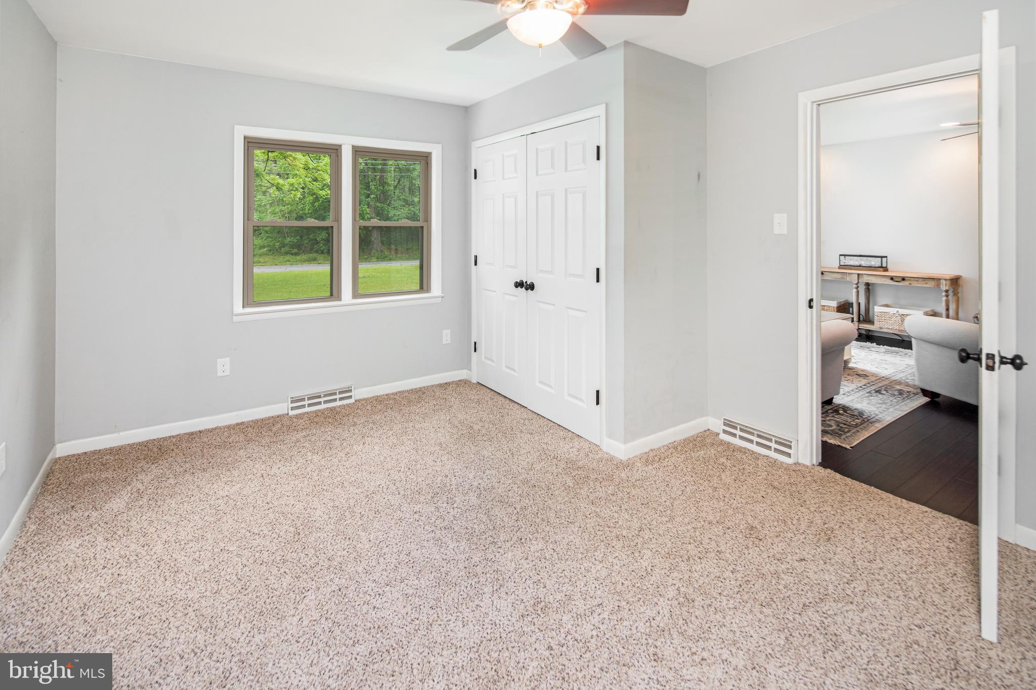 15403 Falling Waters Road Williamsport, MD 21795 - Photo 15 of 23 Guest Bedroom is spacious!