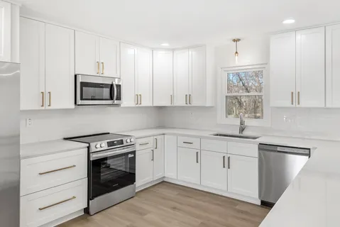 $437,500 | 201 Porter Circle, Columbia, TN 38401