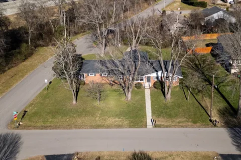 $437,500 | 201 Porter Circle, Columbia, TN 38401