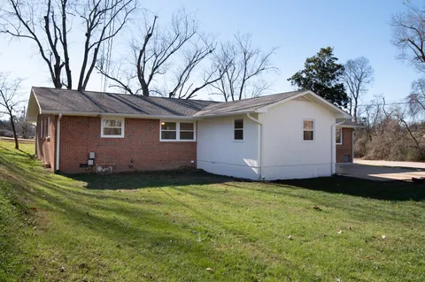 $437,500 | 201 Porter Circle, Columbia, TN 38401