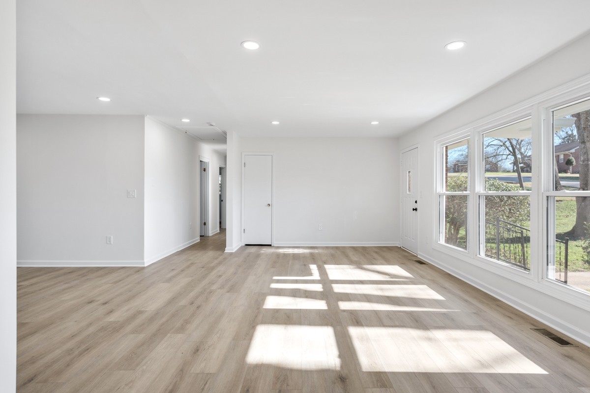 201 Porter Circle Columbia, TN 38401 - Photo 8 of 48