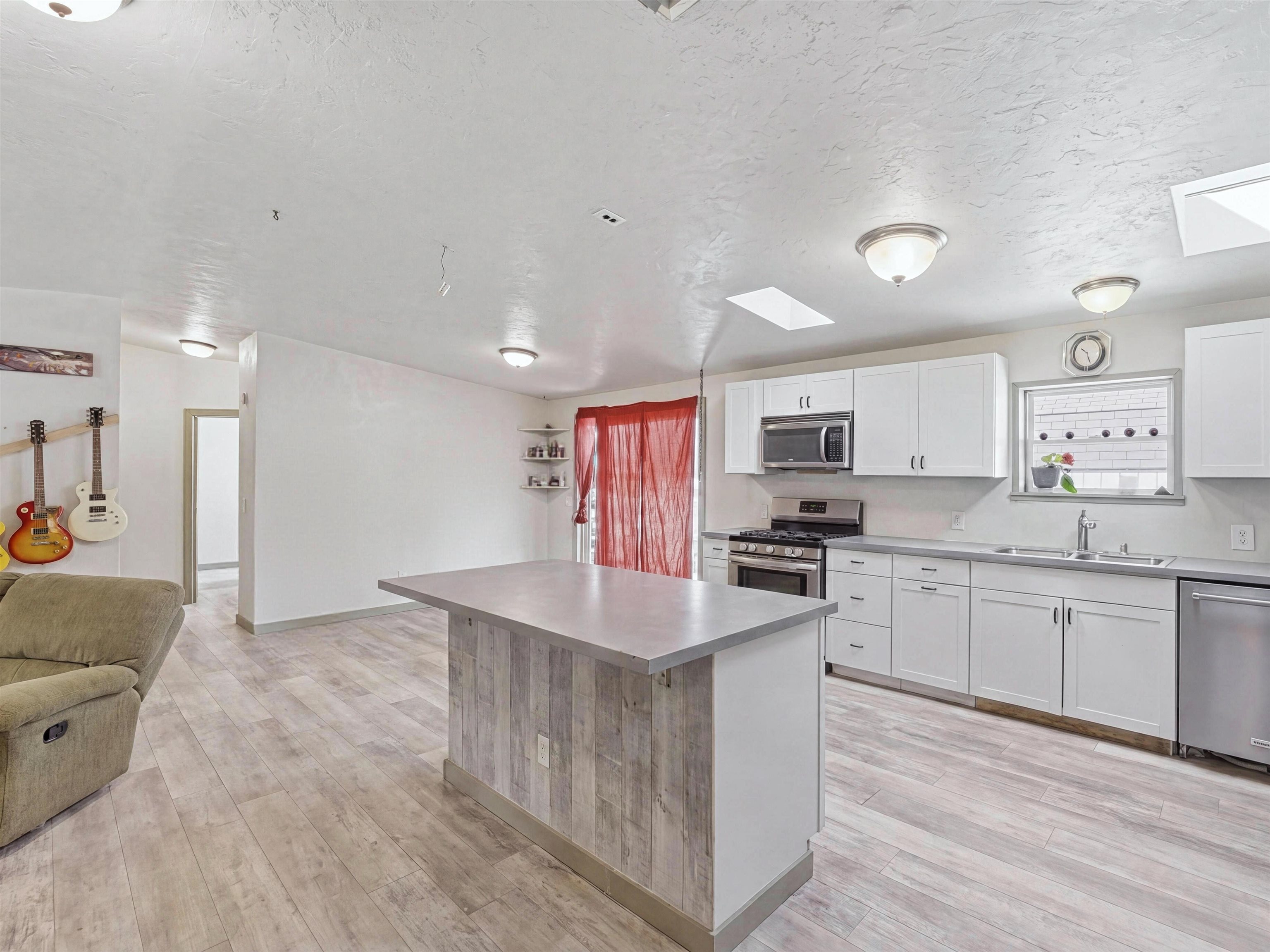 530 Centennial Road Grand Junction, CO 81504 - Photo 2 of 15