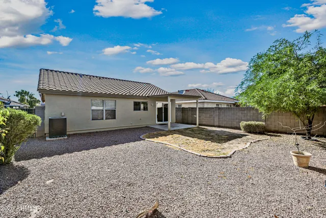$2,200 | 625 South Heritage Drive, Gilbert, AZ 85296