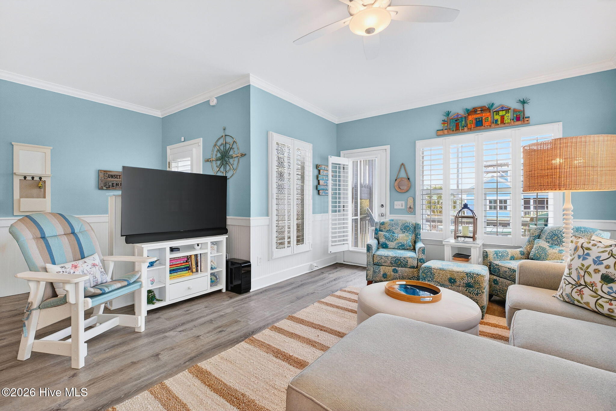 411 27th Street, Unit B Sunset Beach, NC 28468 - Photo 9 of 43 Lots of Light