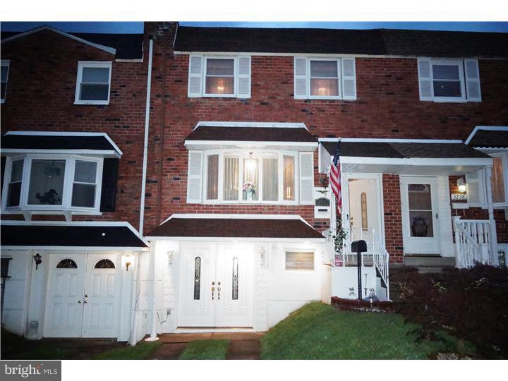 3230 Lester Road Philadelphia, PA 19154 - Photo 1 of 25 Exterior Front