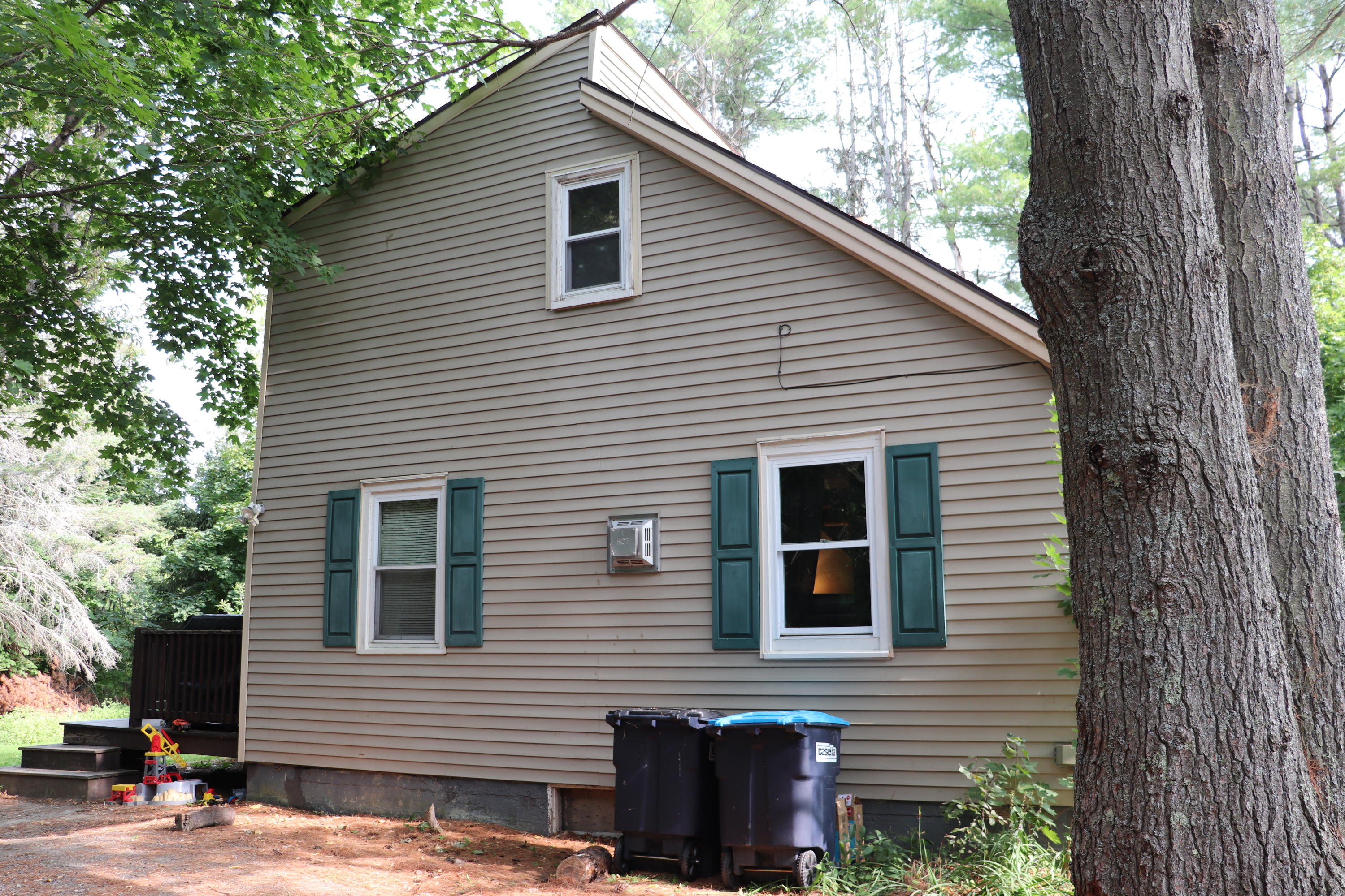 168 Old County Road Hampden, ME 04444 - Photo 3 of 30 3