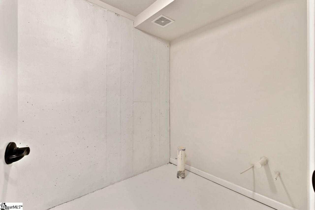 224 Rocky Slope Road Greenville, SC 29607 - Photo 30 of 35 Gallery Image 30