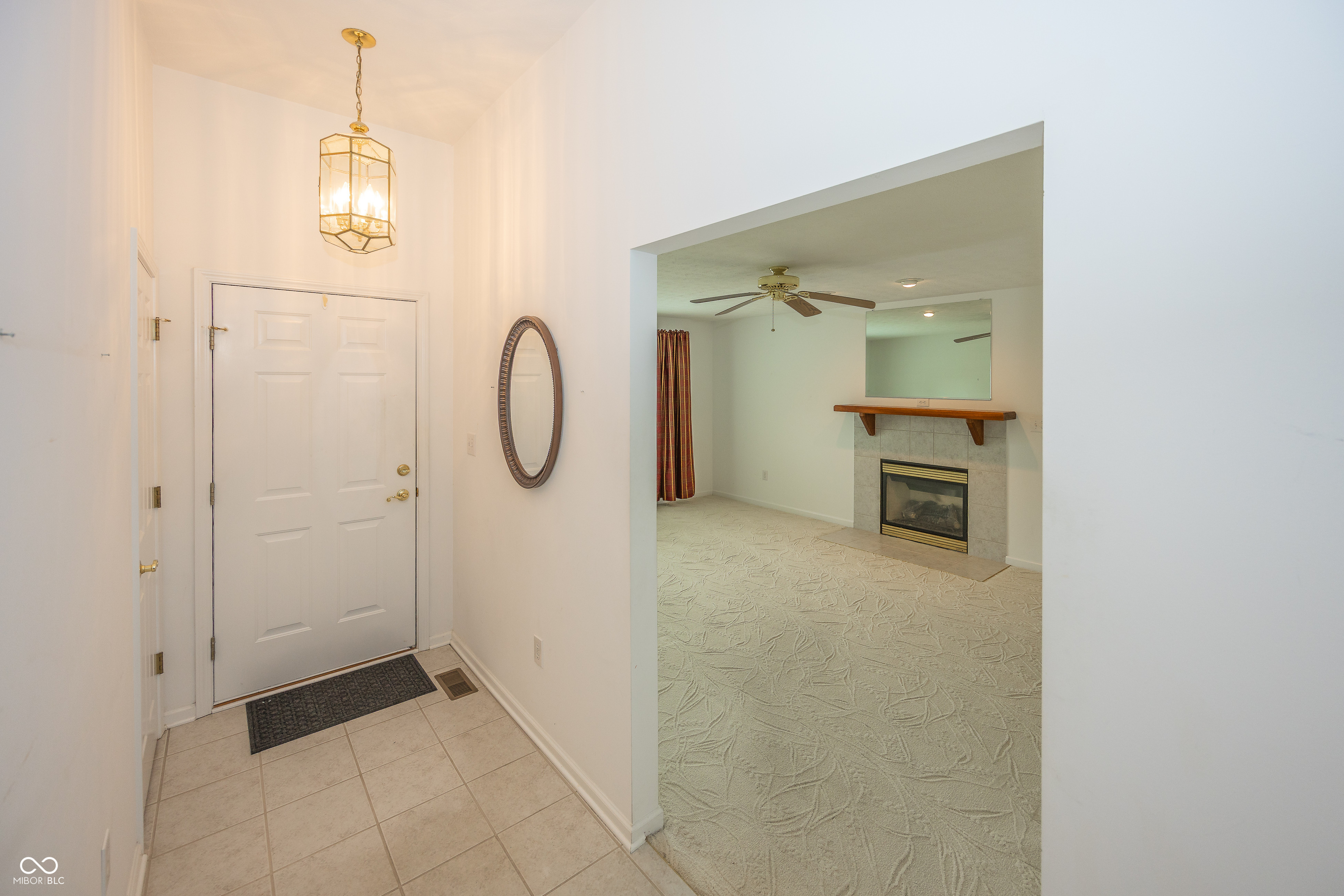 1641 Grindstone Way Greenfield, IN 46140 - Photo 3 of 28