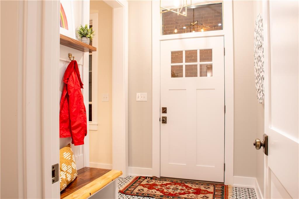 212 South Mathilda Street Pittsburgh, PA 15224 - Photo 33 of 38 a view of a bedroom with a small space