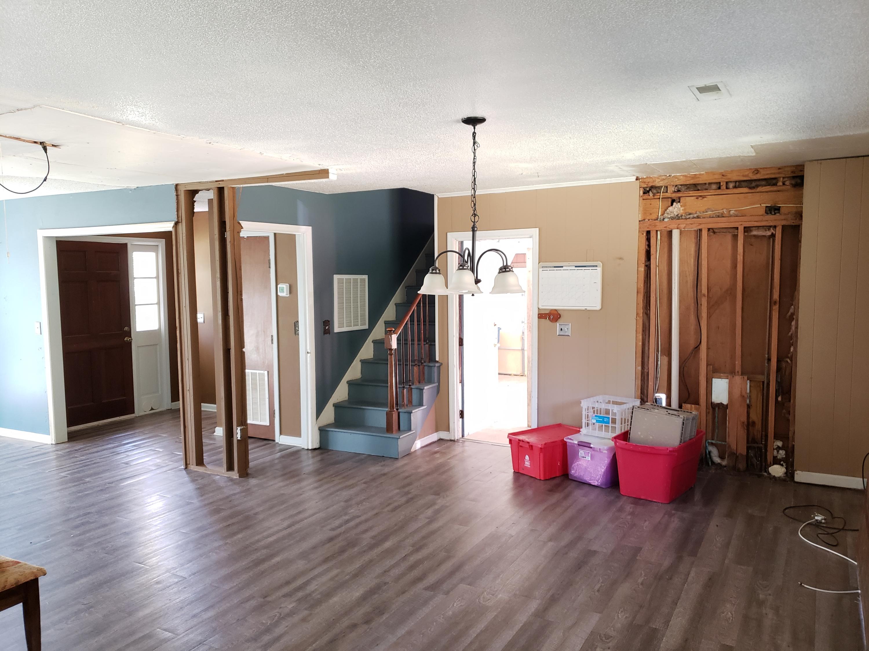 118 Spring Street Summerville, SC 29485 - Photo 15 of 35 20190307_131329(1)