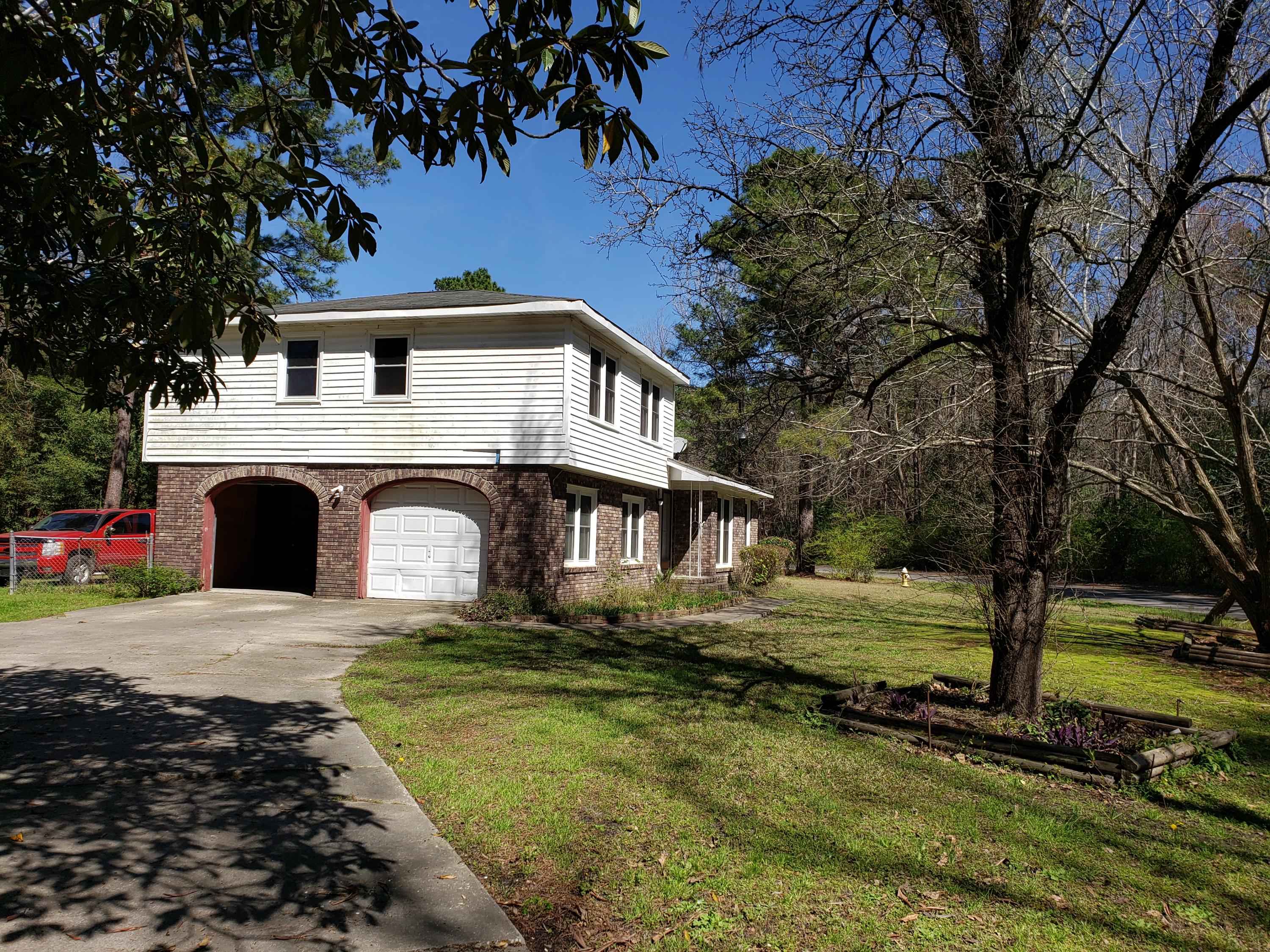 118 Spring Street Summerville, SC 29485 - Photo 6 of 35 20190307_131810