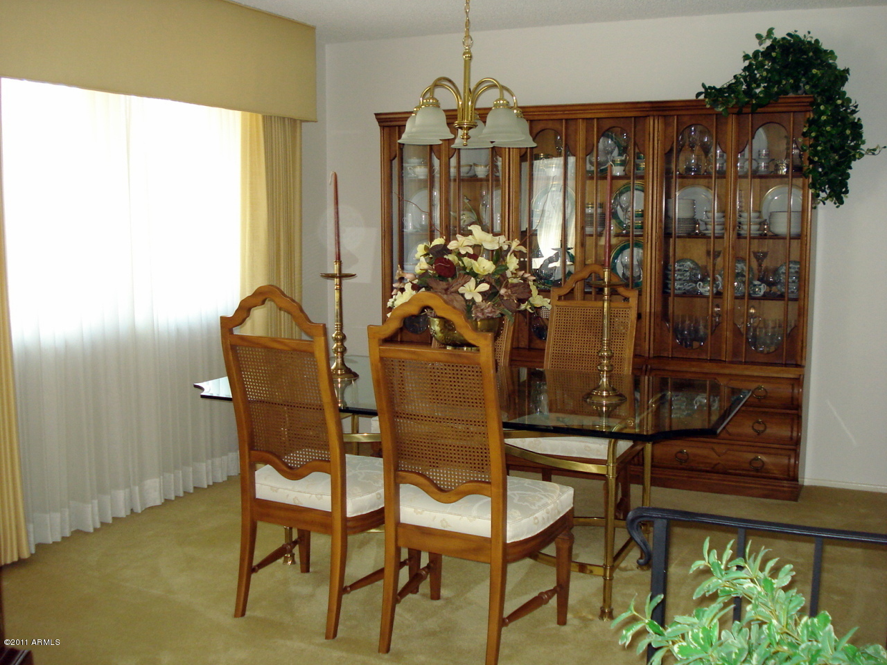 2202 East Lawrence Road Phoenix, AZ 85016 - Photo 3 of 22 Formal Dining Room