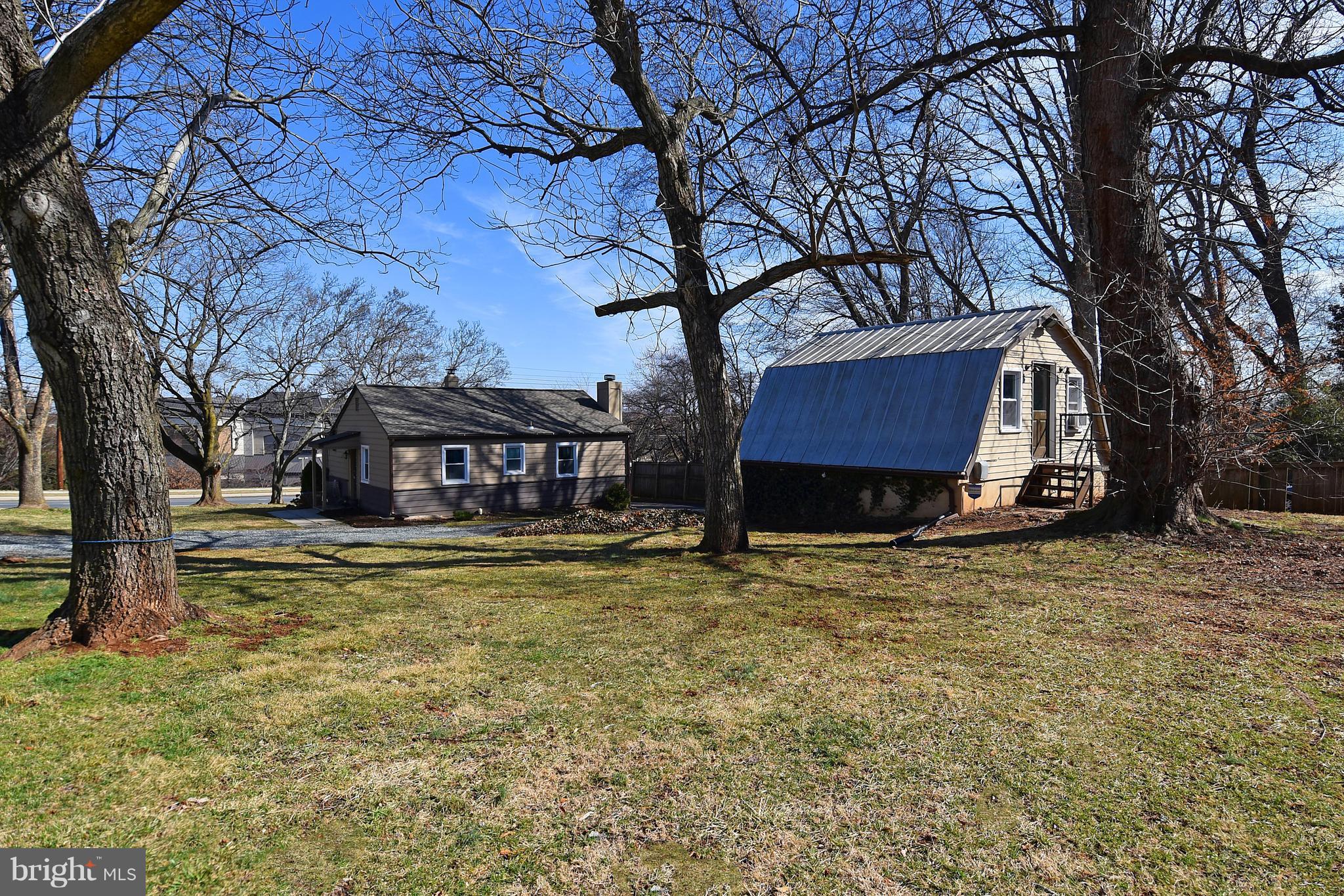 7432 Muncaster Mill Road Gaithersburg, MD 20877 - Photo 28 of 30 Full Yard View