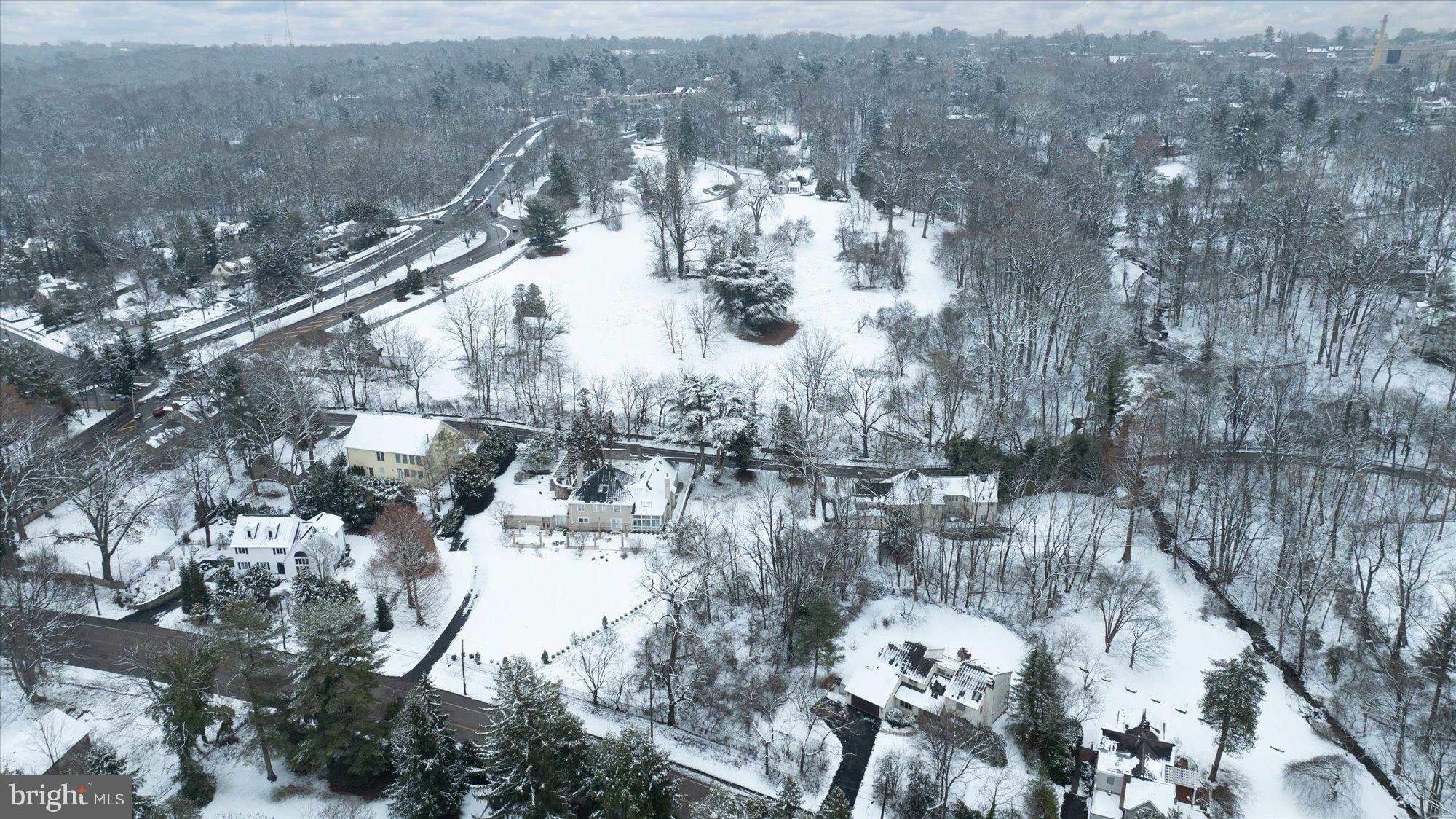180 East Hillcrest Avenue Philadelphia, PA 19118 - Photo 7 of 32 a view of outdoor space with seating