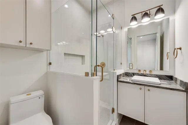 $13,000 | 6411 Royal Lane, Dallas, TX 75230