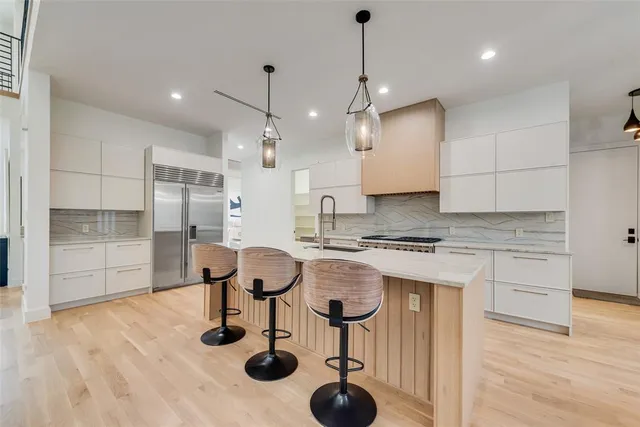 $13,000 | 6411 Royal Lane, Dallas, TX 75230