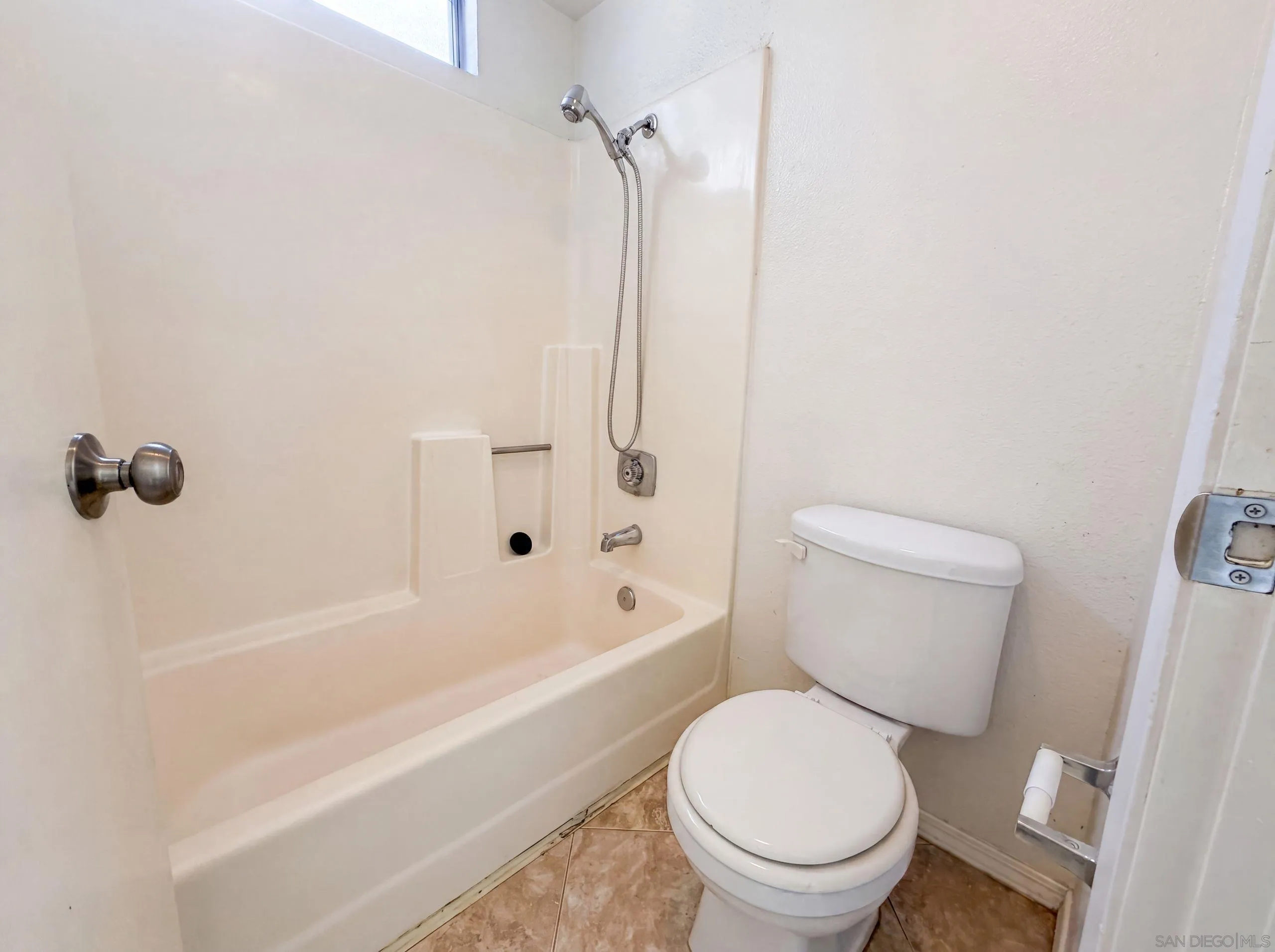 8745 Spring Canyon Drive, Unit 16 Spring Valley, CA 91977 - Photo 9 of 24