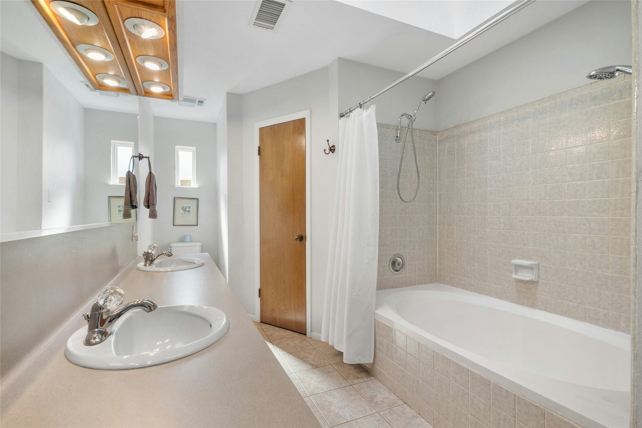 5511 Arroyo Road Austin, TX 78734 - Photo 23 of 36 primary bathroom