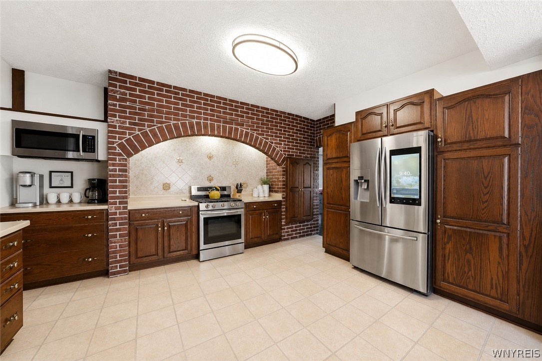 1875 Quaker Road Somerset, NY 14012 - Photo 6 of 42 Gallery Image 6