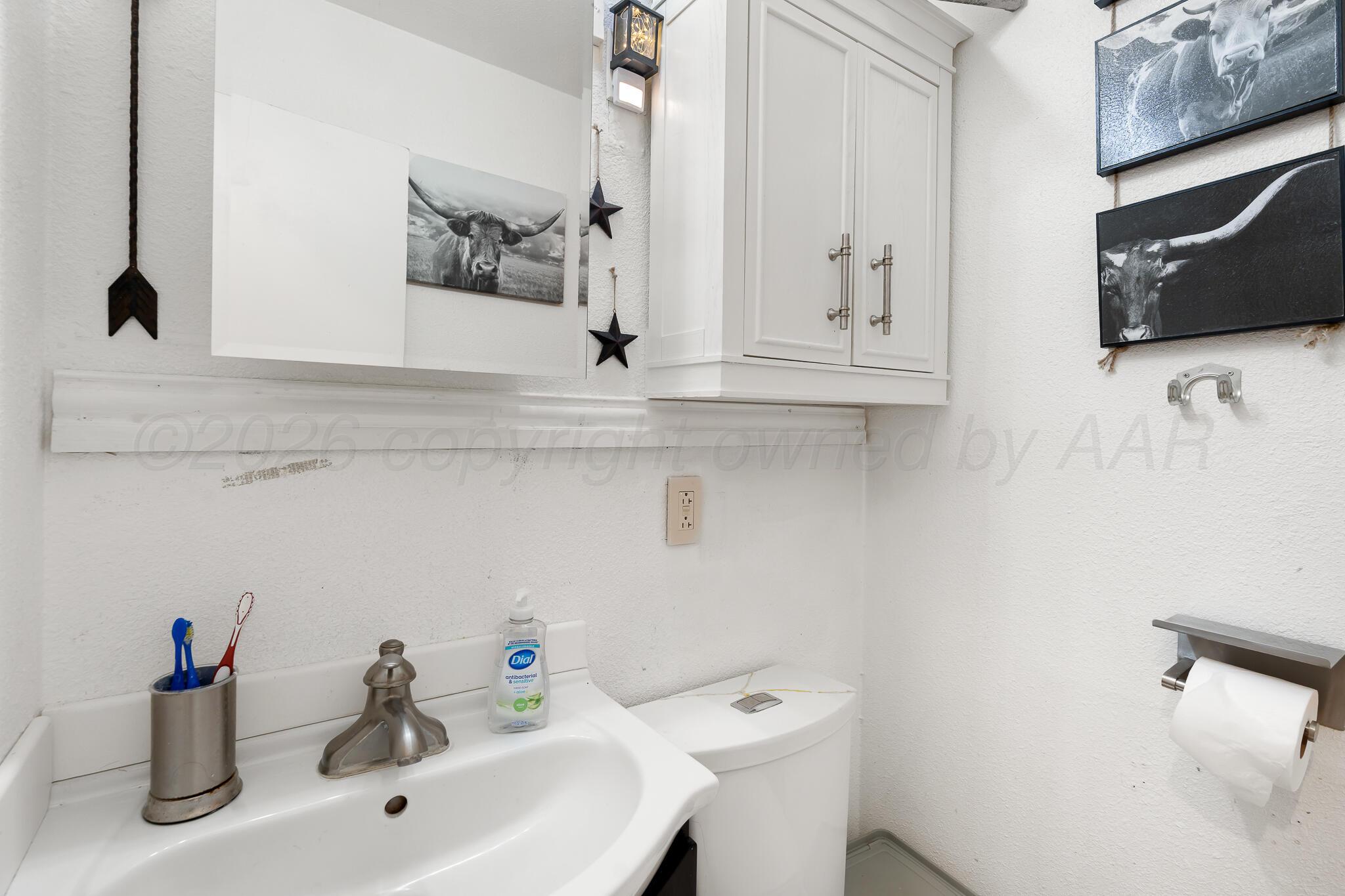 4603 Parker Street Amarillo, TX 79110 - Photo 15 of 20 4903 Parker -19