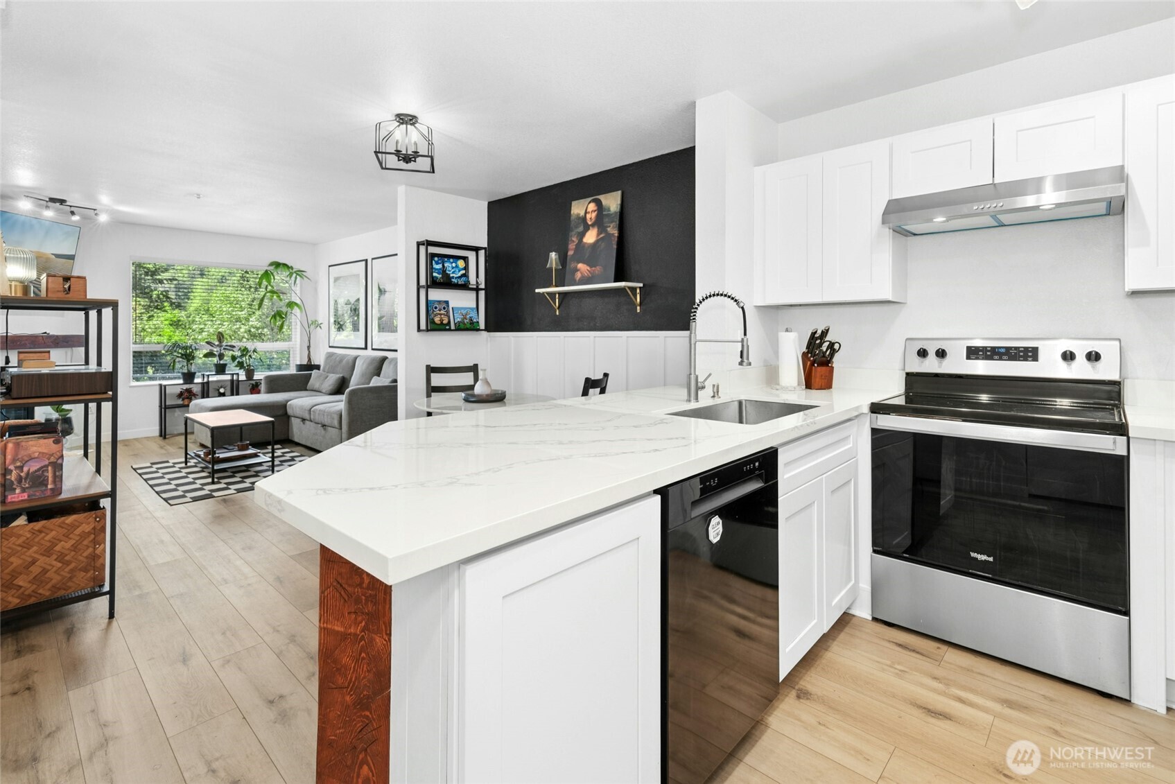 17300 91st Avenue Northeast, Unit B101 Bothell, WA 98011 - Photo 3 of 18
