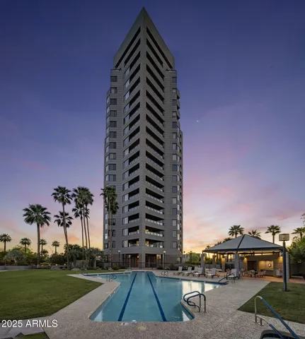 $1,450,000 | 1040 East Osborn Road, Unit 1801, Phoenix, AZ 85014